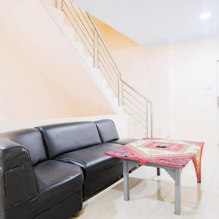 Waringin Residence Redpartner ميدان المظهر الخارجي الصورة