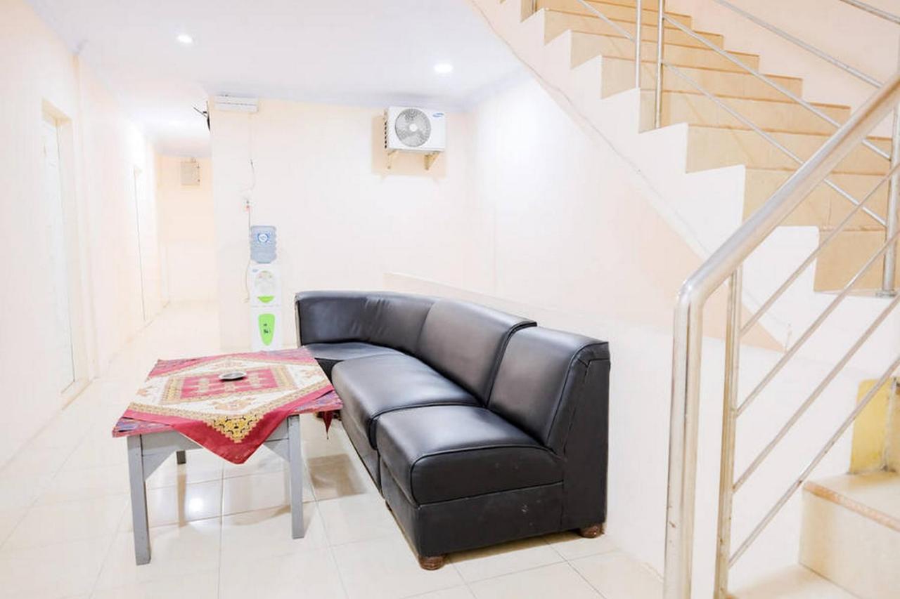 Waringin Residence Redpartner ميدان المظهر الخارجي الصورة