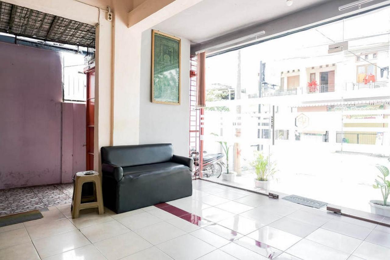 Waringin Residence Redpartner ميدان المظهر الخارجي الصورة