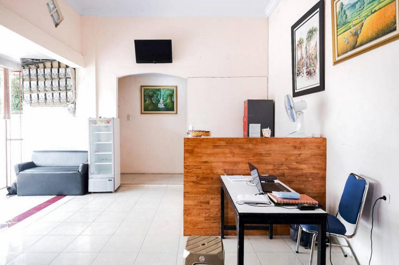 Waringin Residence Redpartner ميدان المظهر الخارجي الصورة